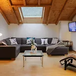 Apartamento Brigitte By Interhome